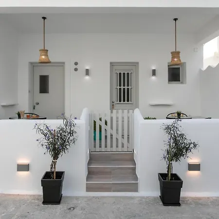 Anemela Basic Apartment Naxos City