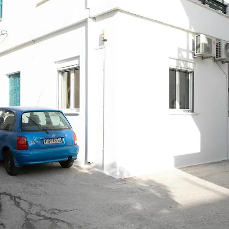 Anemela Basic * Naxos City