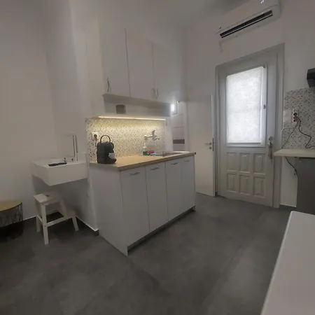 Anemela Basic Naxos City