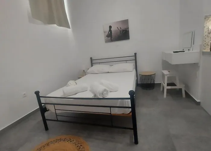 Anemela Basic Lejlighed Naxos City